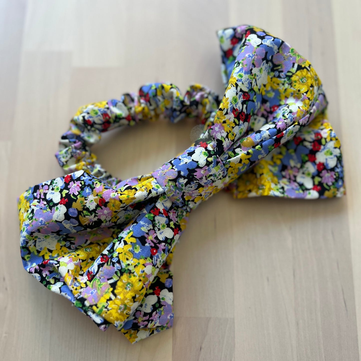 Bow Scrunchies